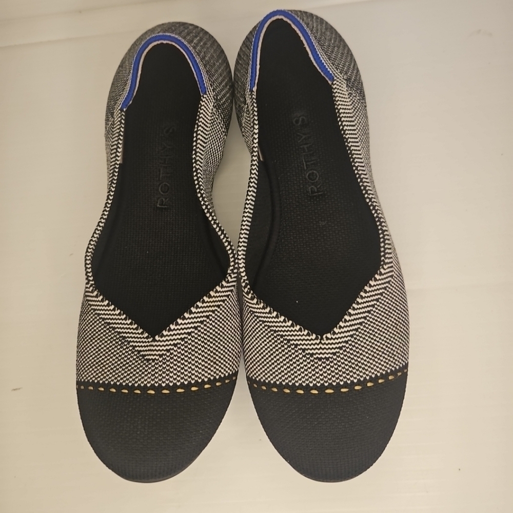 Rothy’s The Flat in Grey Mist Captoe Size 7
